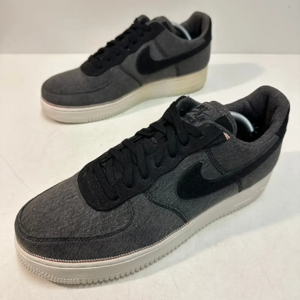 EUC Nike 3x1 x Air Force 1 